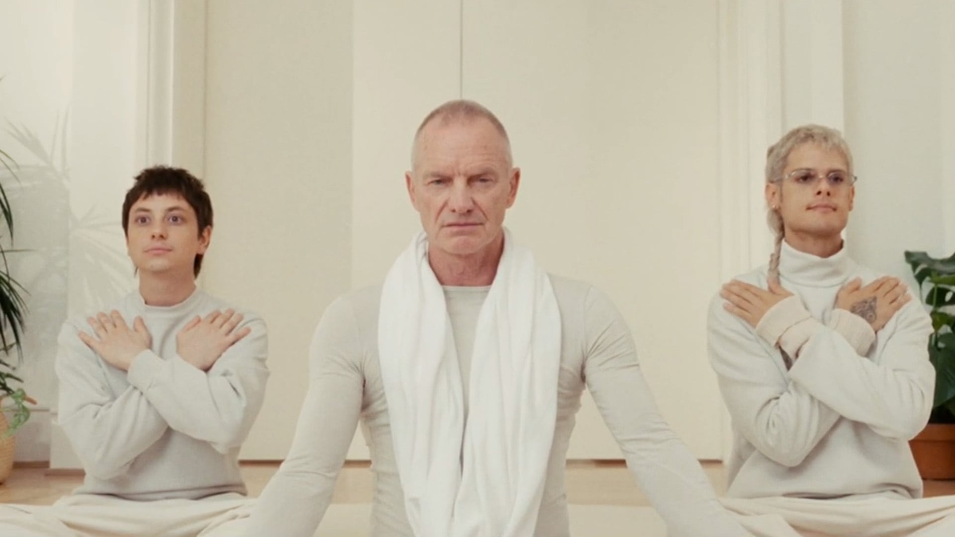 El dúo argentino Ca7riel y Paco Amoroso inicia una etapa transformadora tras una crisis creativa y personal superada con ayuda de Sting