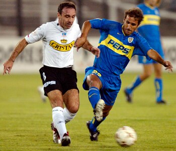 Marcelo Espina disputando la Copa