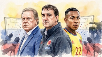 Ilustración de Ramón Jesurún, Néstor Lorenzo y Sebastián Villa mirando al frente. Fondo con bandera colombiana difuminada, micrófonos y pizarras tácticas.