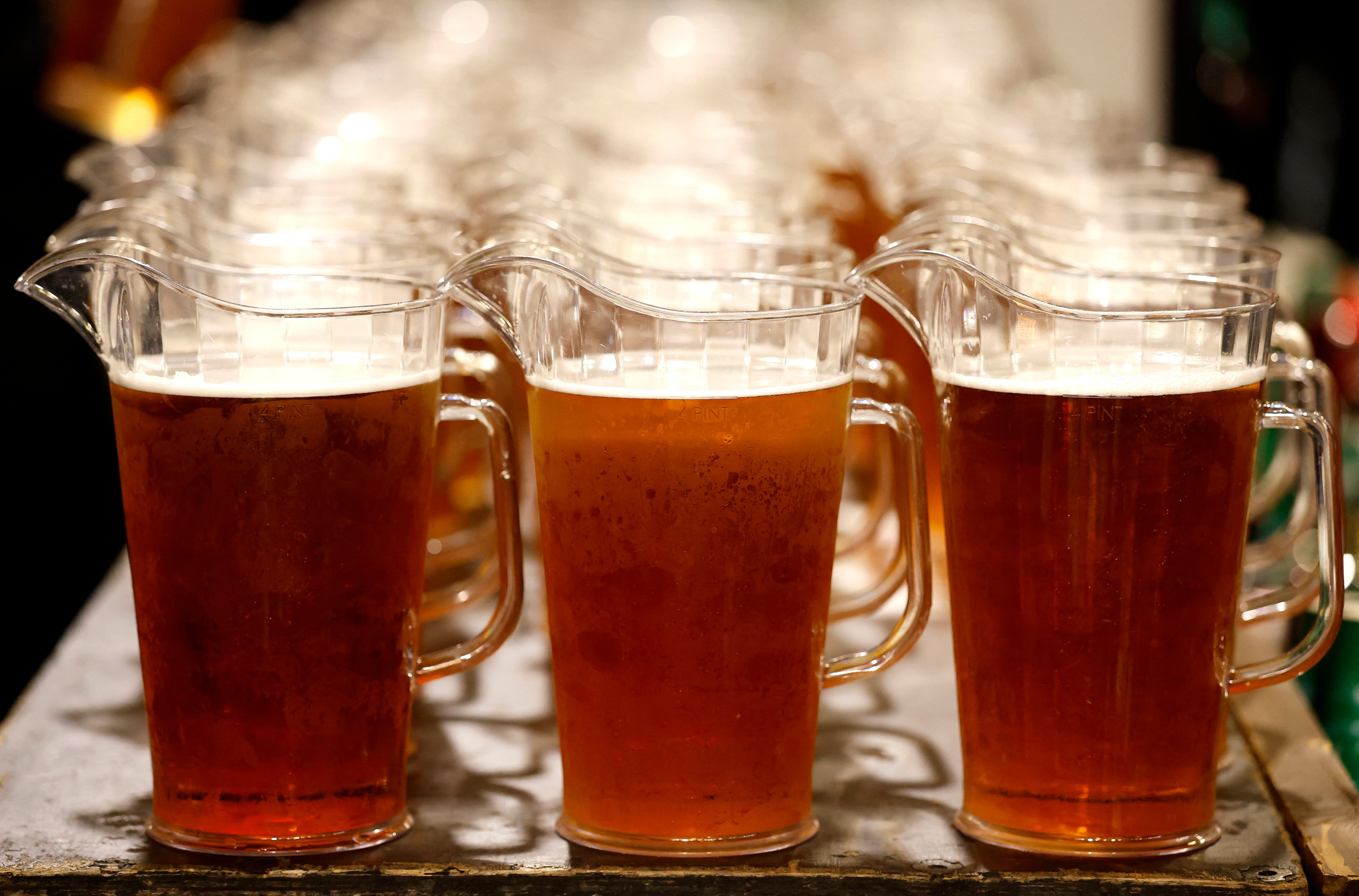 La industria cervecera en alerta: menos ventas, más costos y problemas en  la cadena de pagos - Infobae
