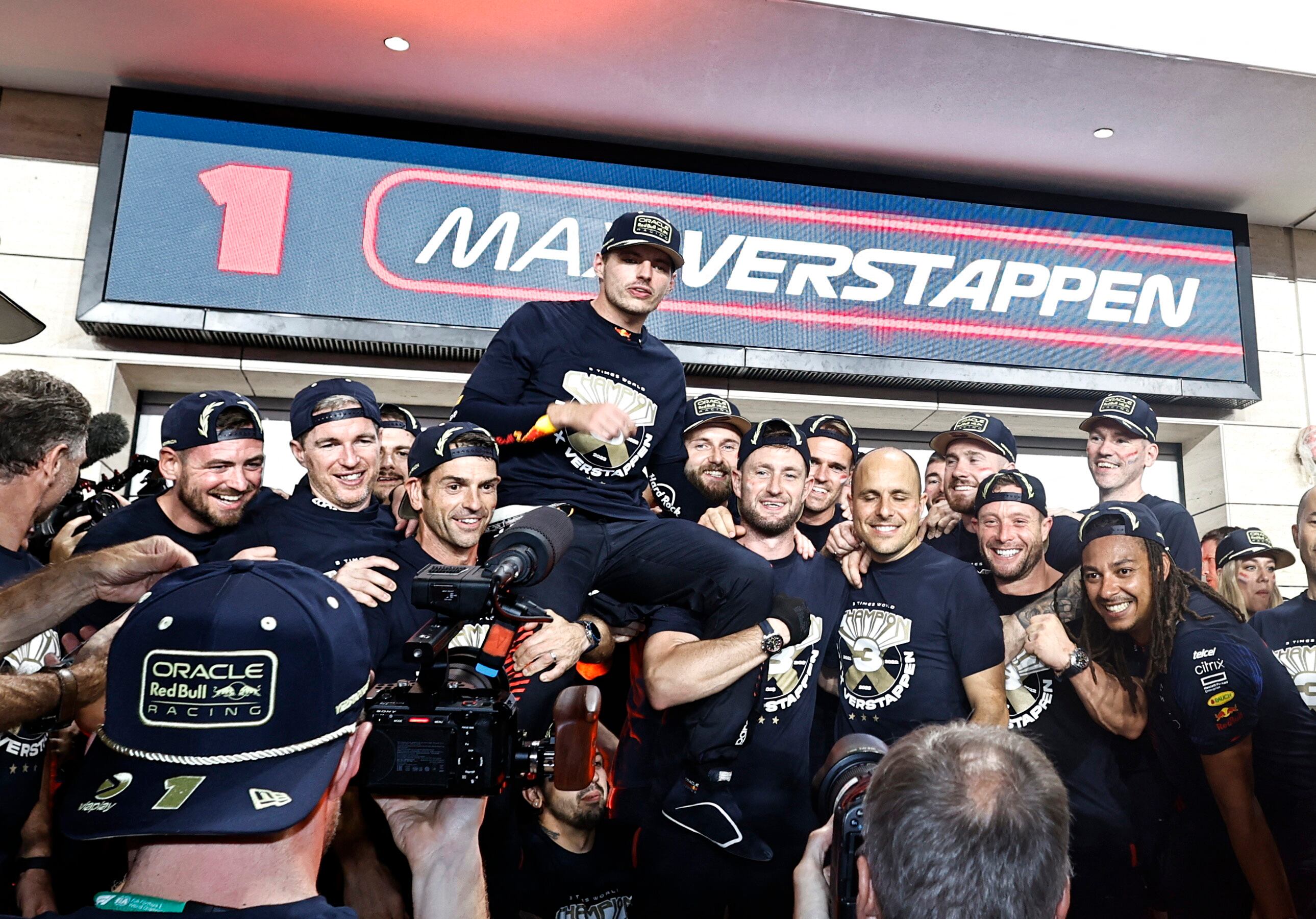 Verstappen se consagró campeón de la F1 teas ganar el GP de Qatar en 2023 (REUTERS/Hamad I Mohammed)