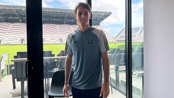 El volante central viene de