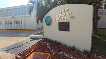 La inauguración de la Escuela