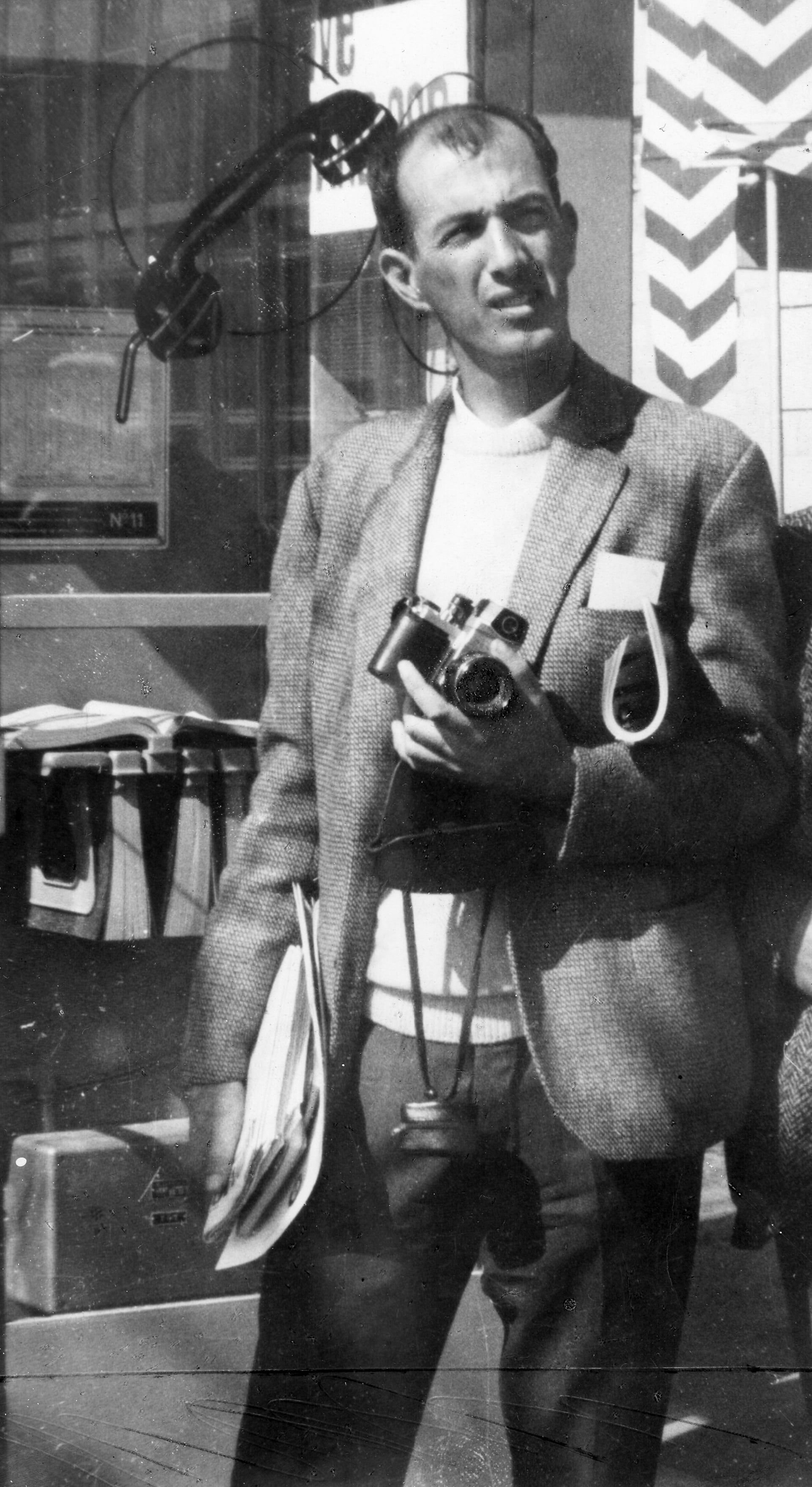 El viaje a Vietnam yo lo tomé como un cierre. Era enterrarlo. Pero cuando se cierran cosas se abren otras. Esta es una historia propia, pero los dolores personales en ese lugar se generalizan. Hay un dolor de todo un país. Todos habían perdido a alguien