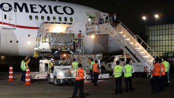 Aterrizaron dos aviones más en