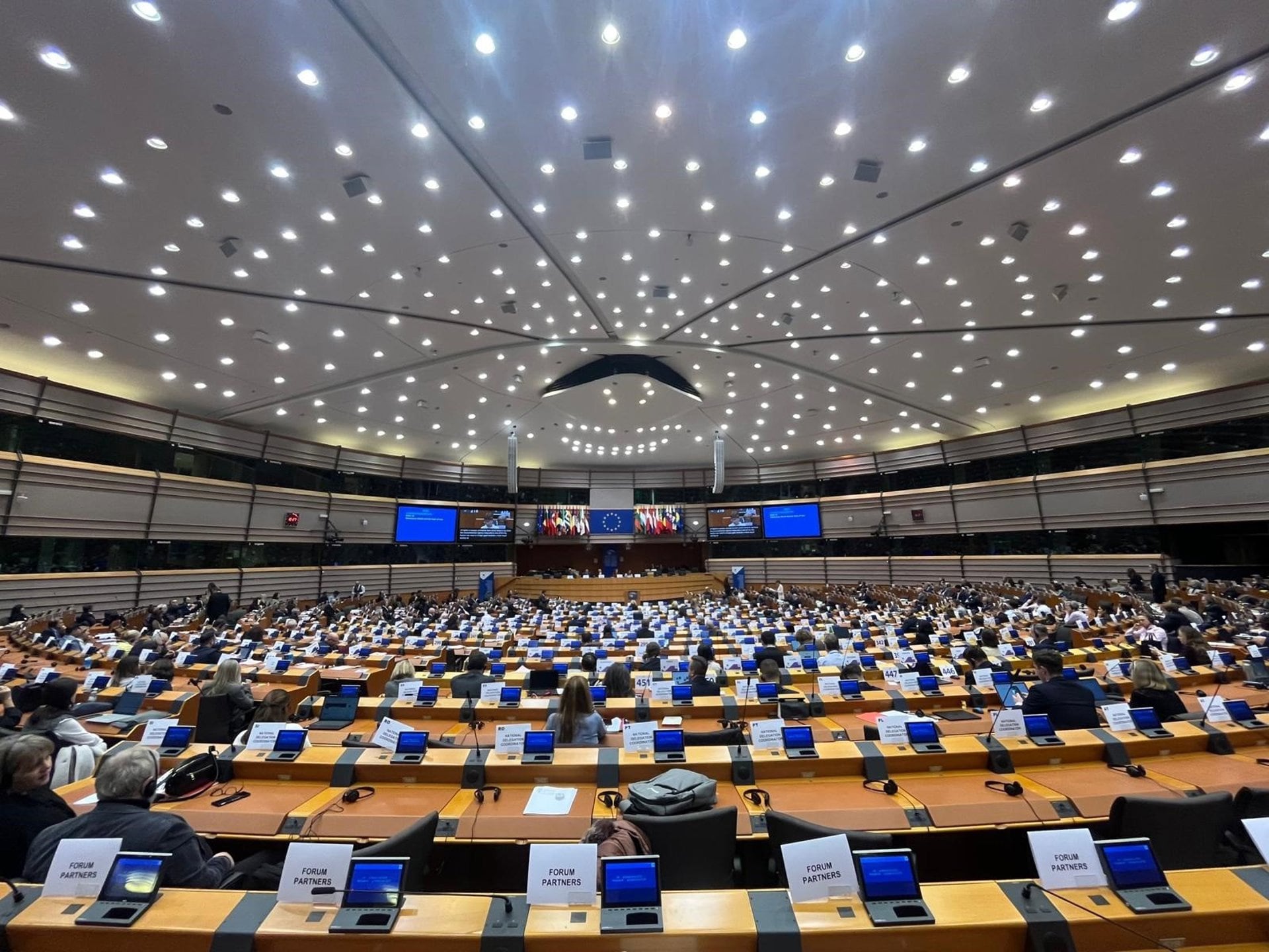 El PP europeo celebra los 40 años de la entrada de España en la UE y llama a reforzar la unidad y la libertad