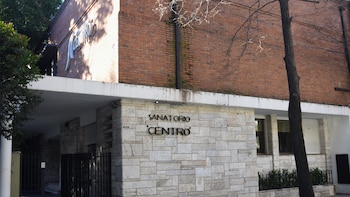 El comunicado del Sanatorio de Rosario que atendió a Jorge Messi