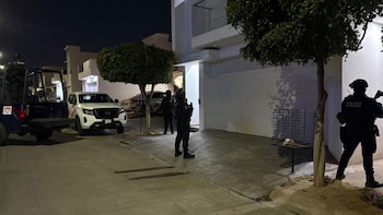 Aseguran casa con ametralladoras, fusil