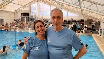 Mayores de 50, comunidad y competición: el costado social del Waterpolo Master 2026 que reunió varias generaciones en Rosario