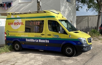 Ambulancia de emergencias del Sescam (UGT Castilla-La Mancha)