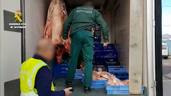 Los productos intervenidos en Alicante por carecer del etiquetado necesario. (Guardia Civil)