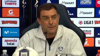 Pablo Guede lanzó irónico comentario tras derrota de Alianza Lima ante Deportivo Garcilaso: “Lo bueno es que tardaron 24 partidos”