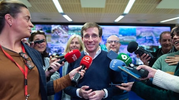 Almeida recomienda a Pilar Alegría