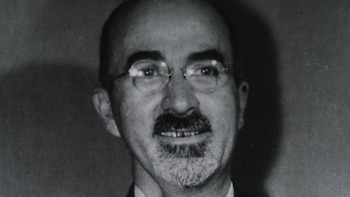 Su técnica consistía en insertar