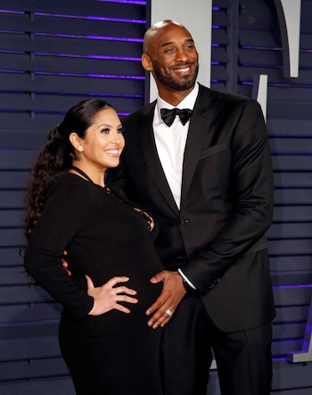 Bryant demandó al departamento del