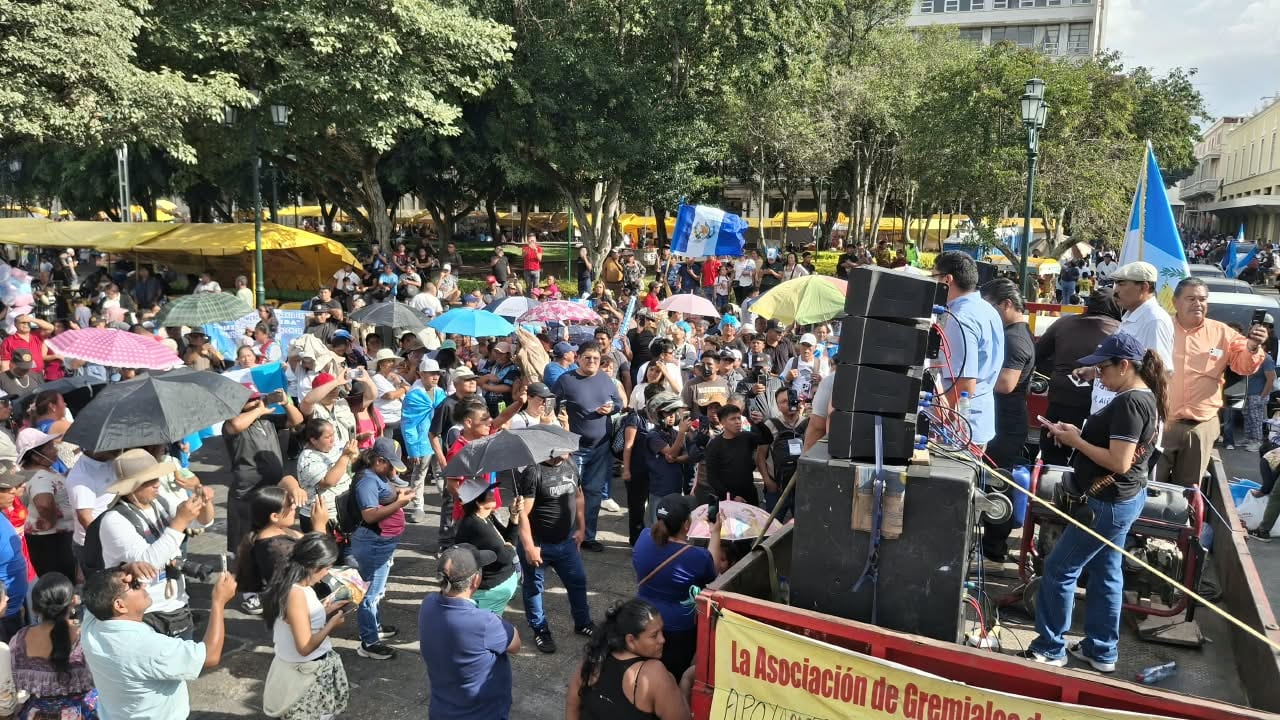 Manifestaron en el Parque Centenario por el alza de combustibles y rechazaron el subsidio en Guatemala