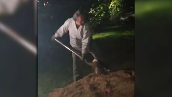 Enterró a su suegra y