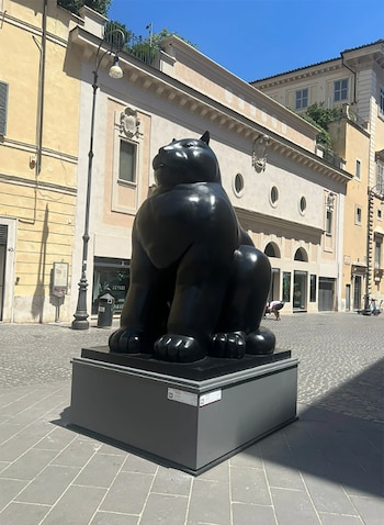 Las esculturas ya fueron emplazadas