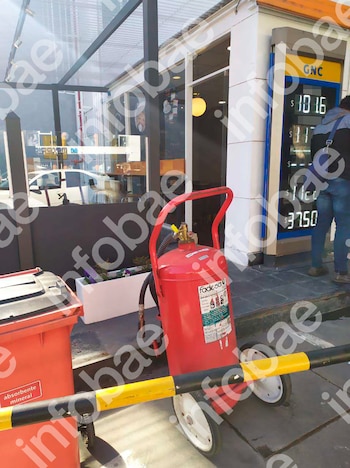 Demandó a una estación de servicio por una caída pero la Justicia rechazó el reclamo
