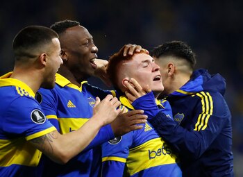 Valentín Barco va por el