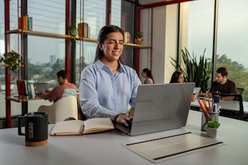 Becas - Ecuador - Colombia