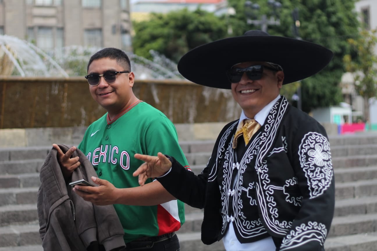 Ciudadanos en el Fan Fest Guadalajara. (Zurisaddai González - INFOBAE)