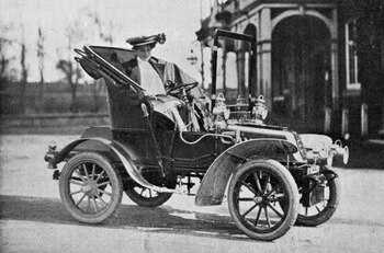 Dorothy Levitt, pionera de las