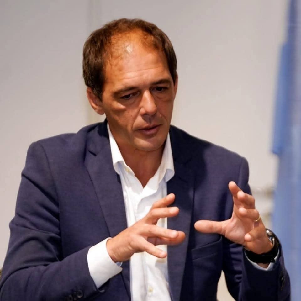 Quién es Carlos María Curci González, el interventor de los medios de comunicación públicos