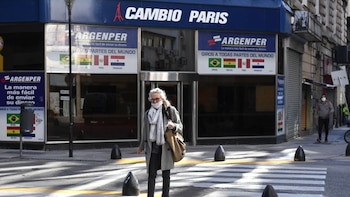 El dólar líbre empezó la