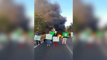 Bloqueos en Michoacán: familiares de