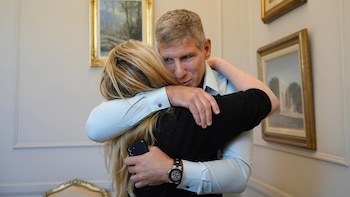 El saludo afectuoso de Palermo