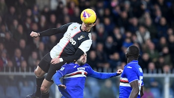 Fútbol y enfermedades neurodegenerativas: crece la preocupación por el impacto de los cabezazos en la salud cerebral