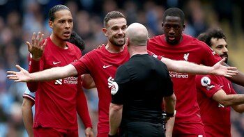 ¿Por qué los árbitros ingleses