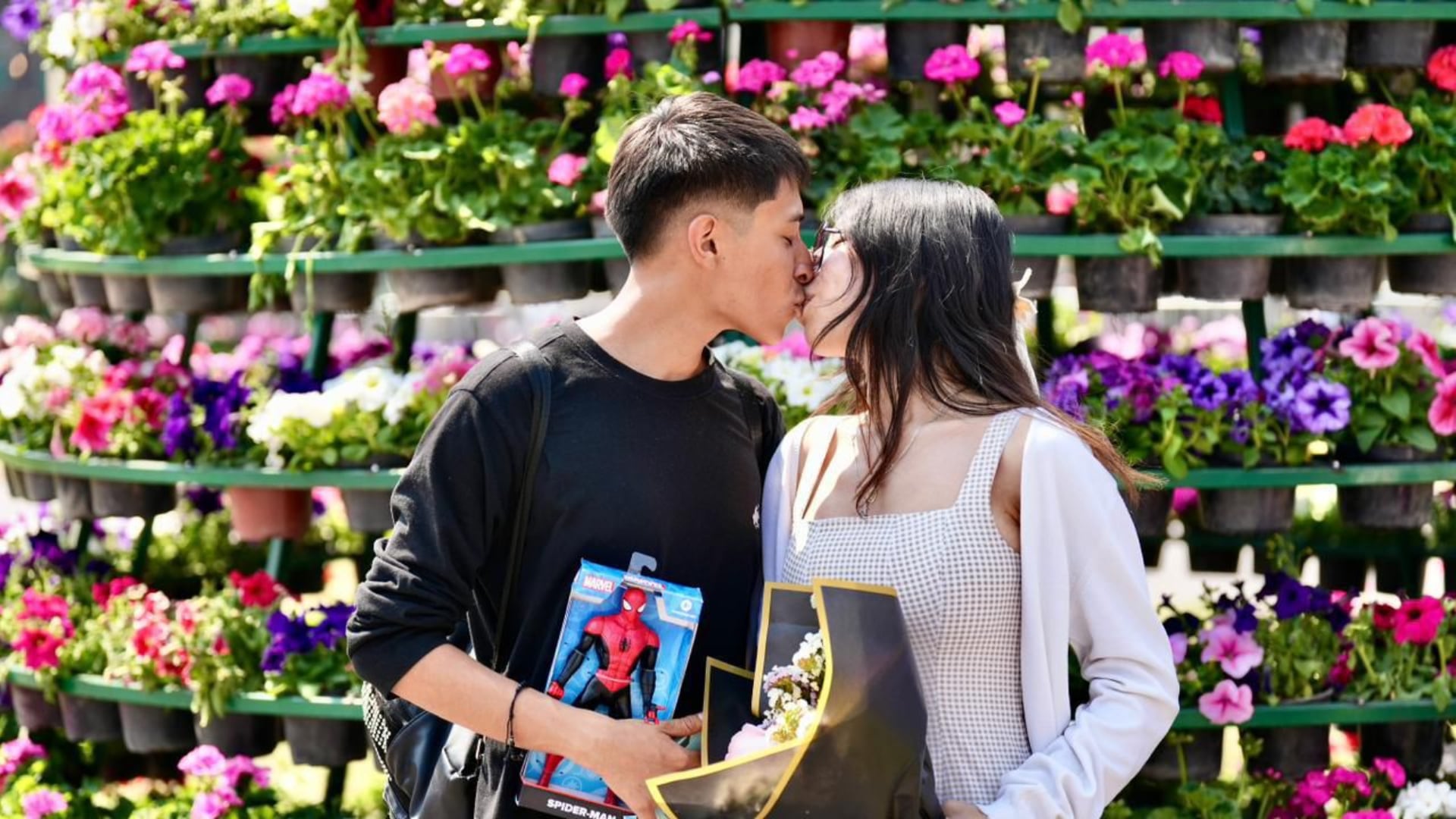 Día del Amor y la Amistad 2026 dejará ganancias por 61 mil 604 millones de pesos en México