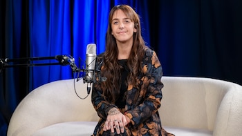 Ellas - Lola Carneiro