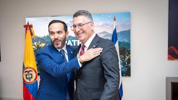Israel celebra "la era dorada" de la relación con Colombia antes de la toma de posesión de De la Espriella