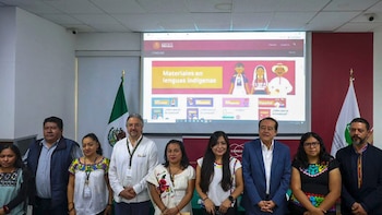 Condusef acerca a hablantes indígenas materiales para educación financiera, en lengua mixteca y purépecha