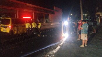 Otro accidente se reportó en la Alameda Juan Pablo de San Salvador con un conductor lesionado. (Foto: Comandos de Salvamento)