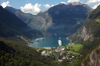 Los fiordos noruegos destacan por