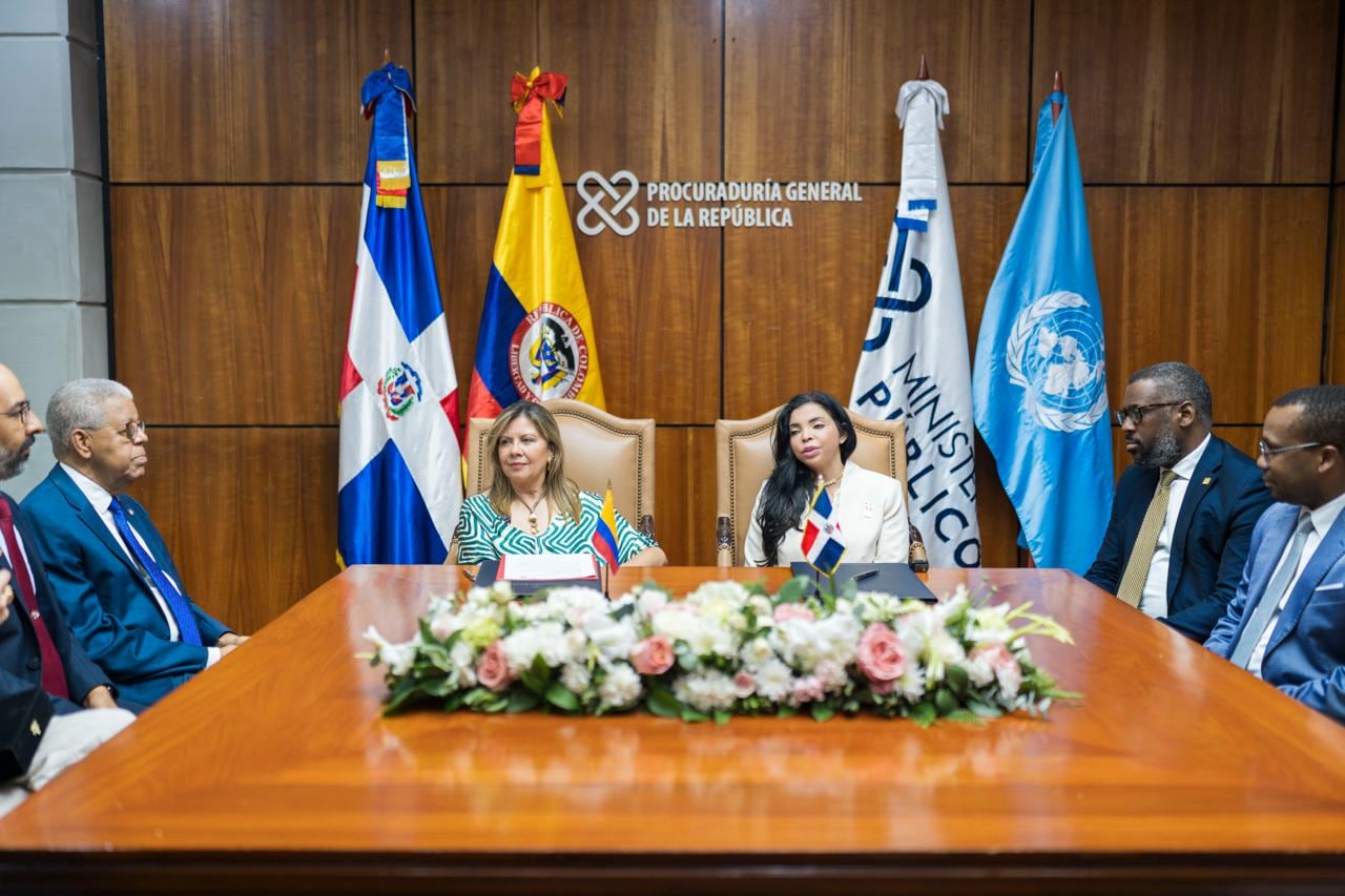 Luz Adriana Camargo afirmó que los delitos transnacionales exigen respuestas coordinadas entre las autoridades de los países afectados - crédito Fiscalía