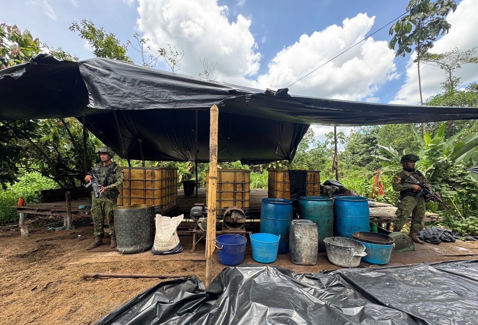 La Armada de Colombia destruyó 30 laboratorios de producción de pasta base de coca en operativos recientes en Nariño y Cauca - crédito prensa ARC