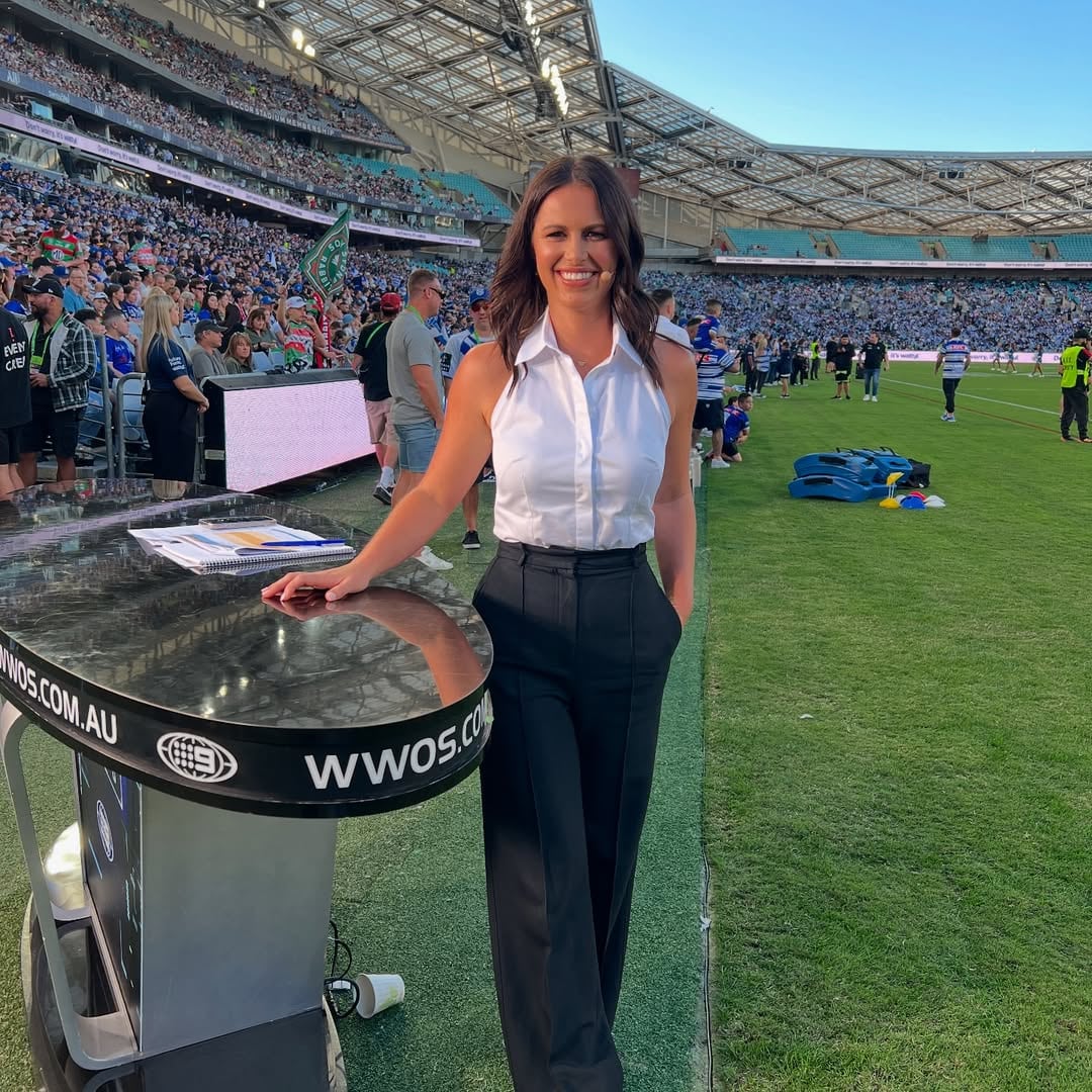 Es una de las expertas de la señal para los partidos de la Liga Nacional de Rugby en Australia