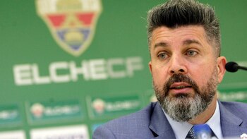 Bragarnik: “Andamos perdidos, pero no