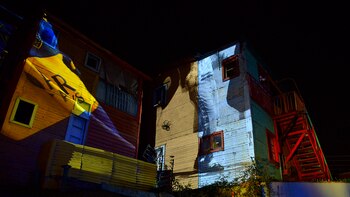 Los colores azul y oro