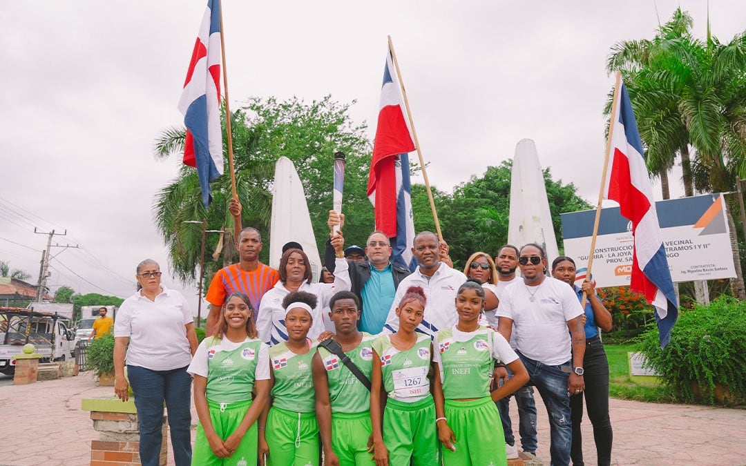 Recorrido de la antorcha de los Juegos Centroamericanos y del Caribe por Santo Domingo, República Dominicana. (Infobae Centroamérica/Cortesía cuenta de X @SDQ2026)