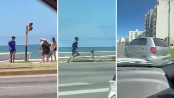 Le arrebató la cadena de