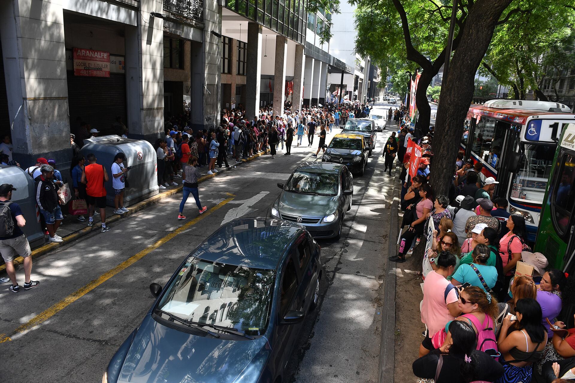 La UTEP exige aumento del Salario Social Complementario