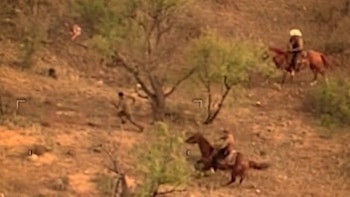 Patrulla Fronteriza detiene a 13 migrantes en el desierto de Sonora, uno de ellos presuntamente ligado al Cártel de Sinaloa