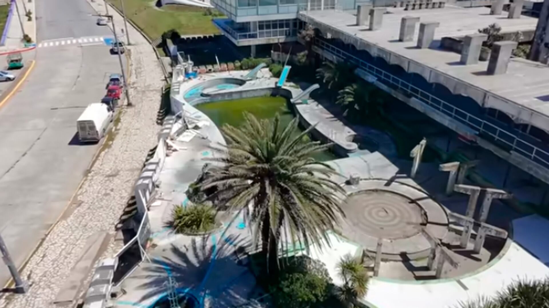 ¿Por qué ubicar una pileta en la cara más fría y ventosa? “En Necochea, nadie orienta la entrada de su casa hacia el sur”, remarcó el arquitecto local Néstor Jorge Freitas