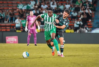 Neider Parra es el jugador de Atlético Nacional que sufre tanto de pena que el director técnico del equipo, Lucas González se demoró 10 días en conocerle la voz - crédito @neiparraa/Instagram